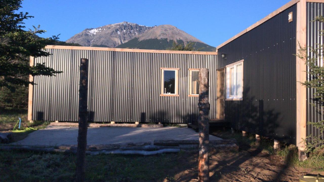 Hostel Basecamp Cerro Castillo Вілла-Серро-Кастільйо Екстер'єр фото