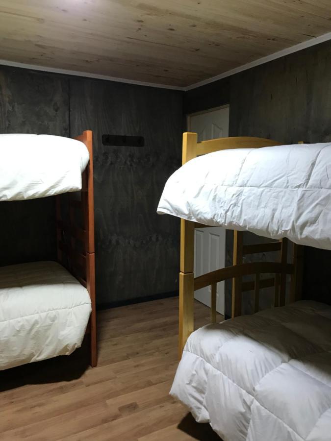 Hostel Basecamp Cerro Castillo Вілла-Серро-Кастільйо Екстер'єр фото