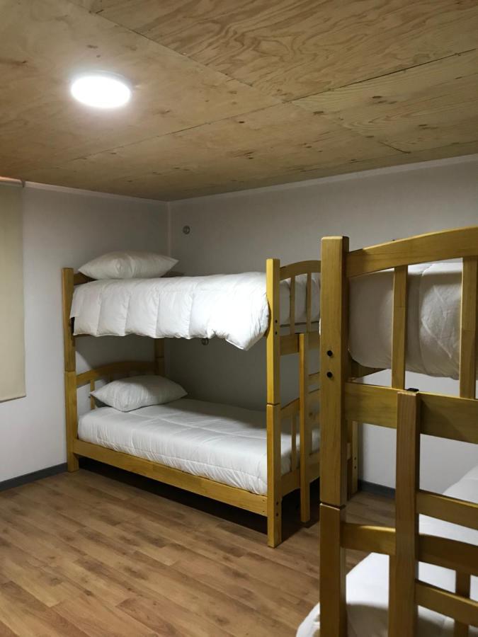 Hostel Basecamp Cerro Castillo Вілла-Серро-Кастільйо Екстер'єр фото